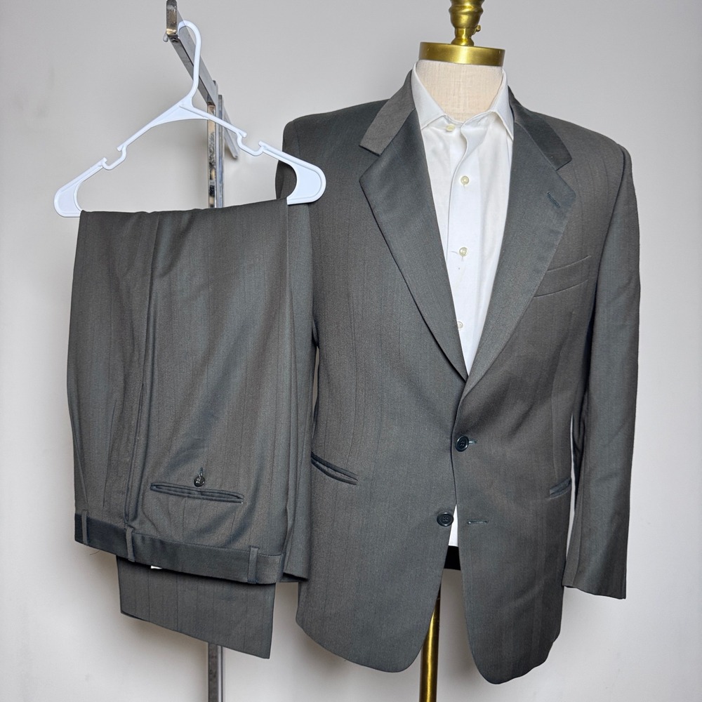Gian Giacomo Soleri Suit Mens 39R 30x30 Charcoal Gray Striped Virgin Wool Italy